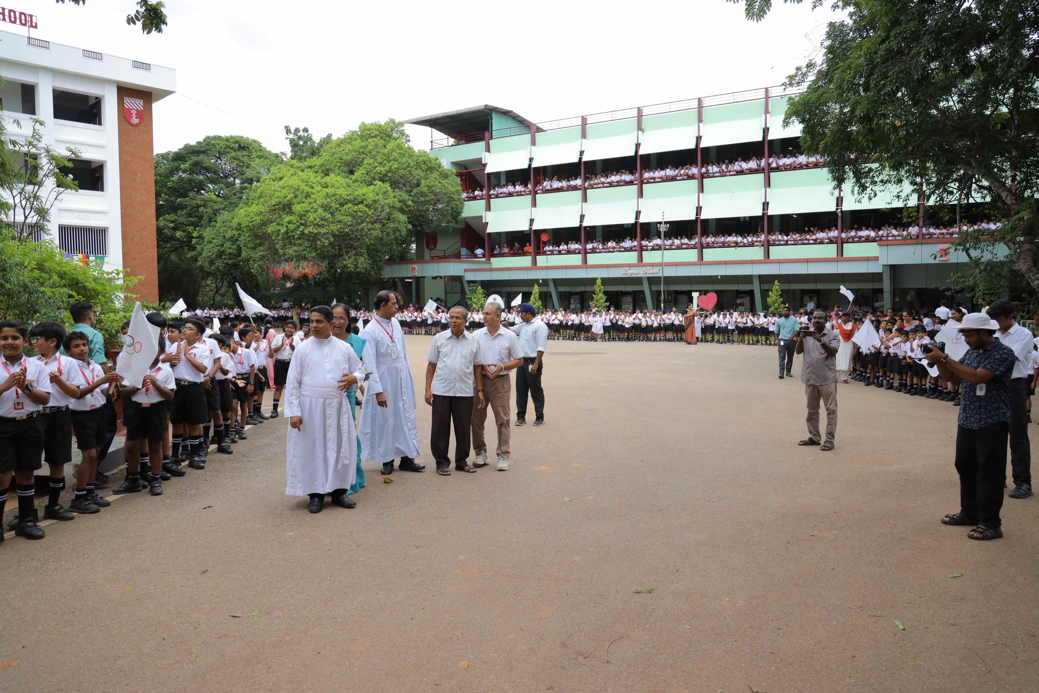 LOYOLA SCHOOL